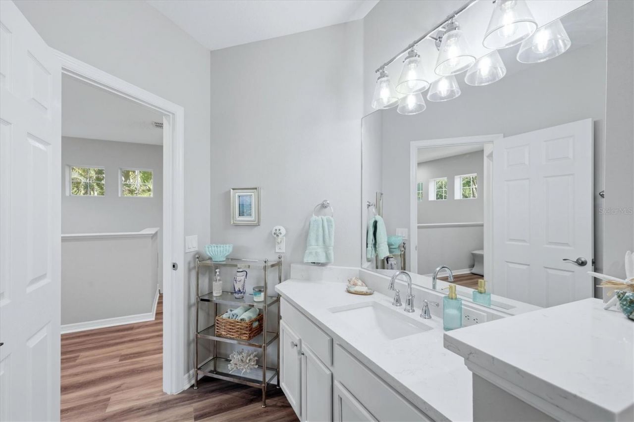 5427 Napa Drive , Sarasota, FL 34243 Photo