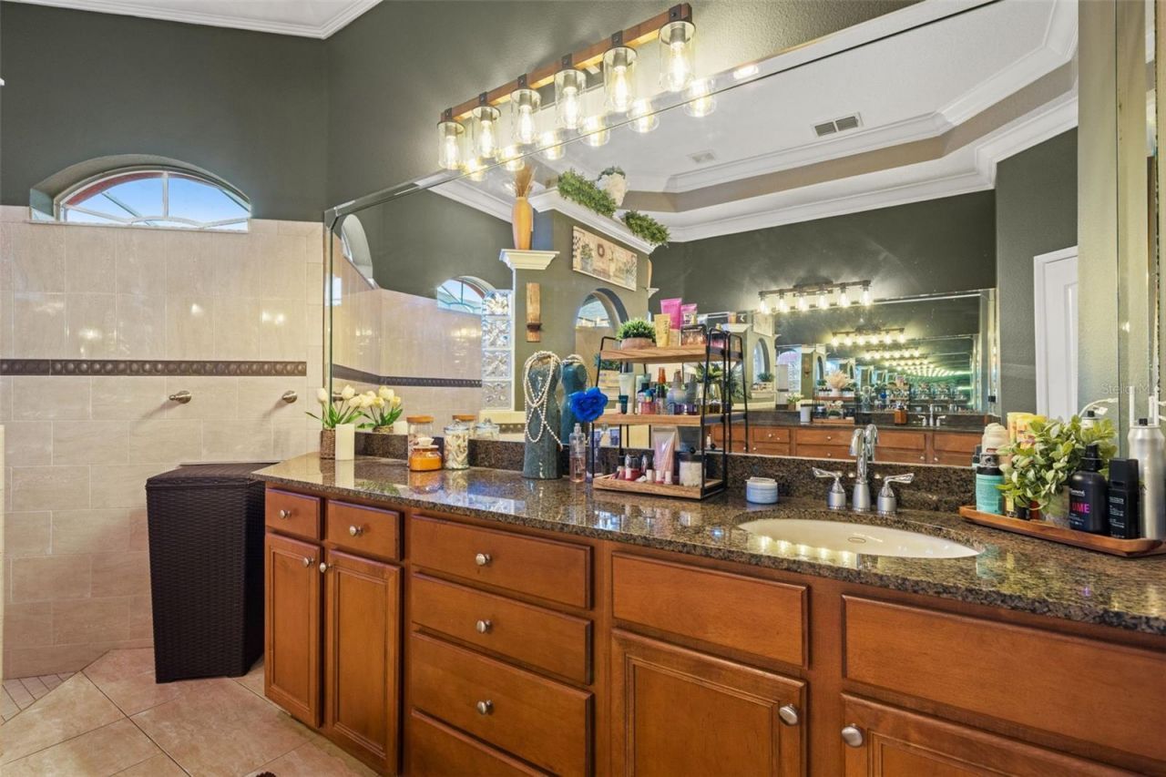 11296 Warm Wind Way, Weeki Wachee, FL 34613 Photo