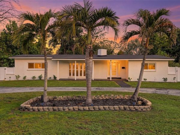 521 51ST AVENUE S, ST PETERSBURG, FL 33705