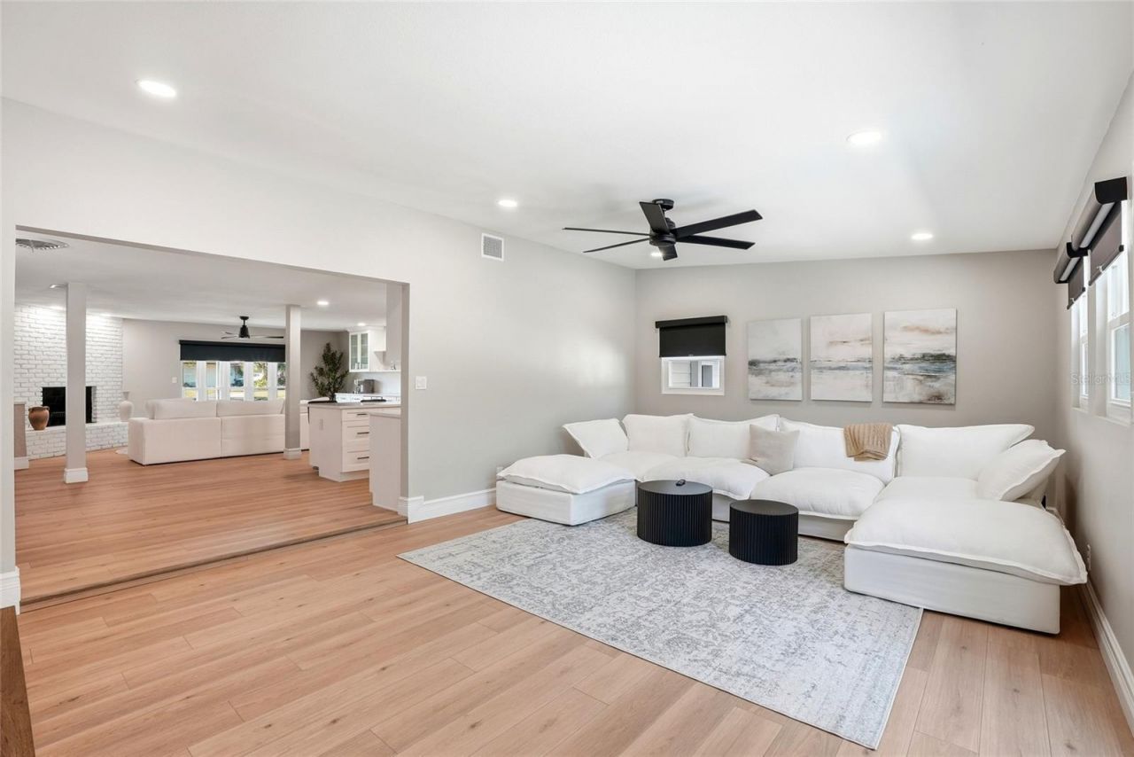 521 51st Avenue S, Saint Petersburg, FL 33705 Photo