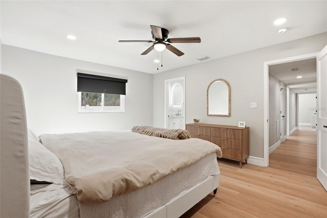 521 51st Avenue S, Saint Petersburg, FL 33705 Photo