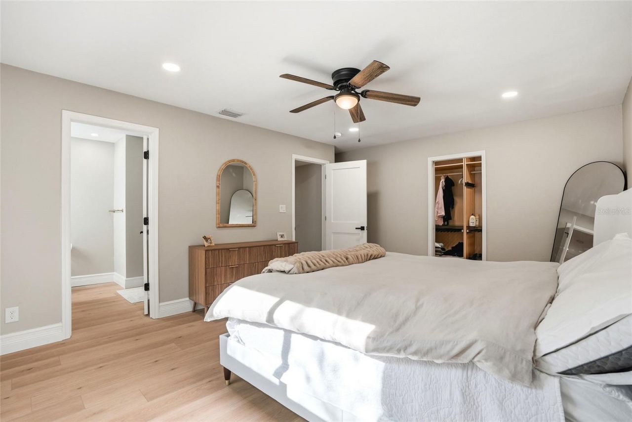 521 51st Avenue S, Saint Petersburg, FL 33705 Photo