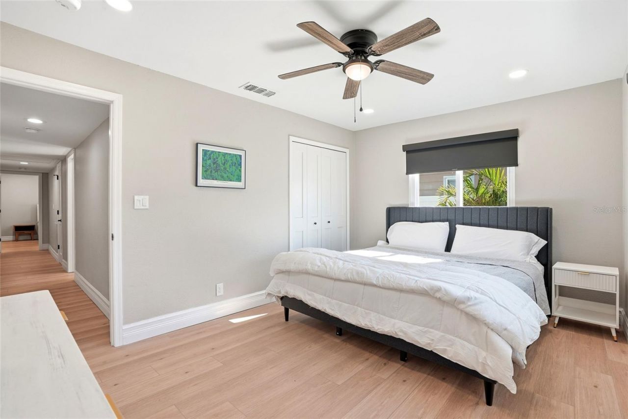 521 51st Avenue S, Saint Petersburg, FL 33705 Photo