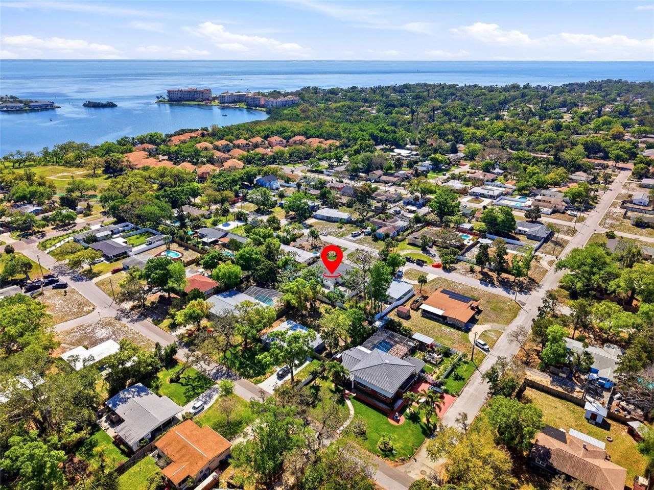 521 51st Avenue S, Saint Petersburg, FL 33705 Photo