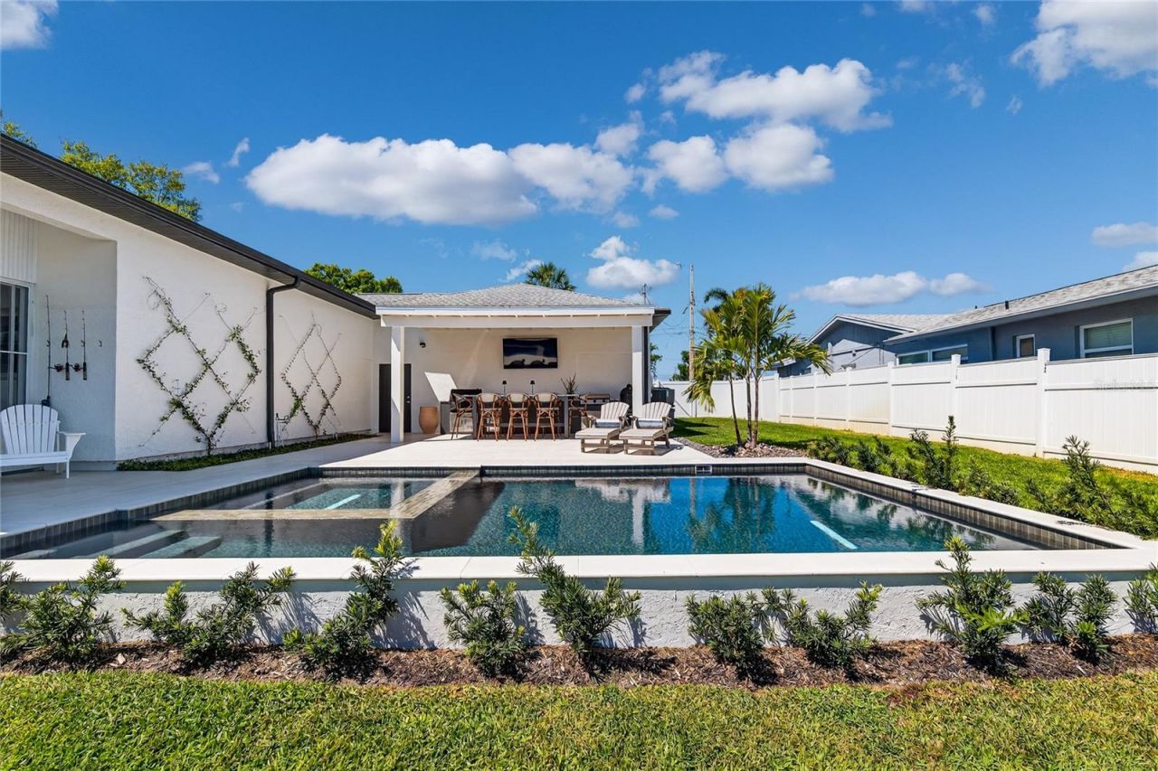 4091 13th Way Ne, Saint Petersburg, FL 33703 Photo