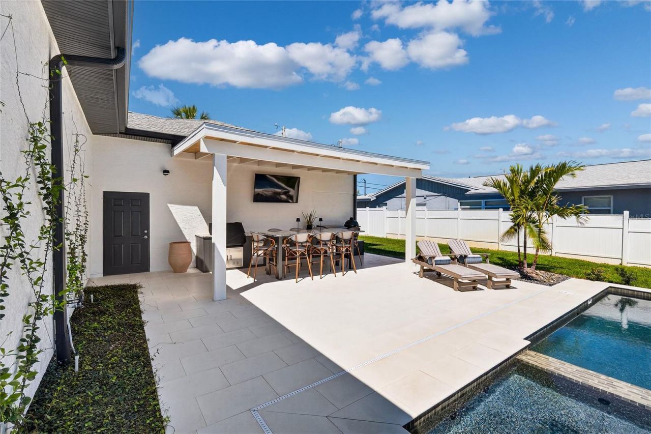 4091 13th Way Ne, Saint Petersburg, FL 33703 Photo