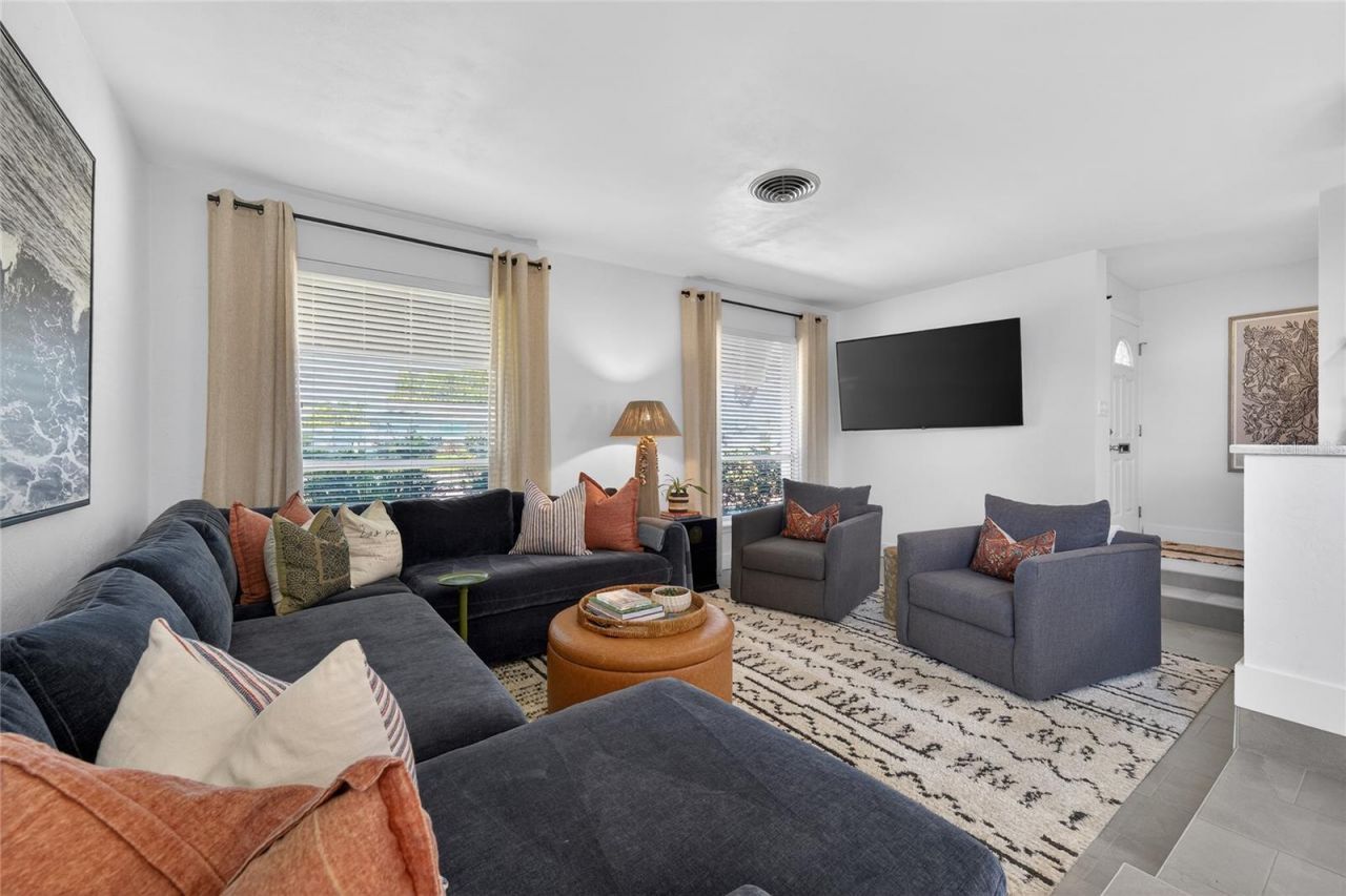 4091 13th Way Ne, Saint Petersburg, FL 33703 Photo