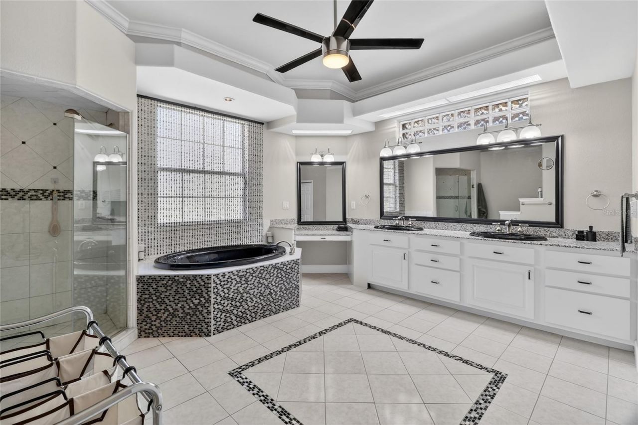 1028 S Lake Mariam Drive, Winter Haven, FL 33884 Photo