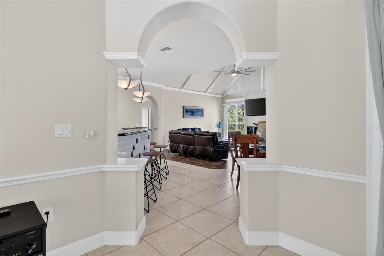 1028 S Lake Mariam Drive, Winter Haven, FL 33884 Photo