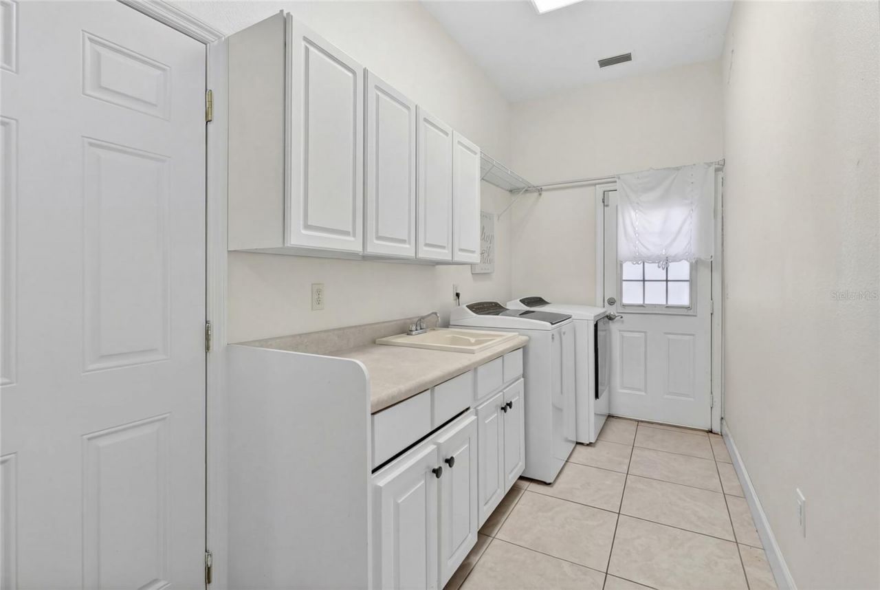 1028 S Lake Mariam Drive, Winter Haven, FL 33884 Photo