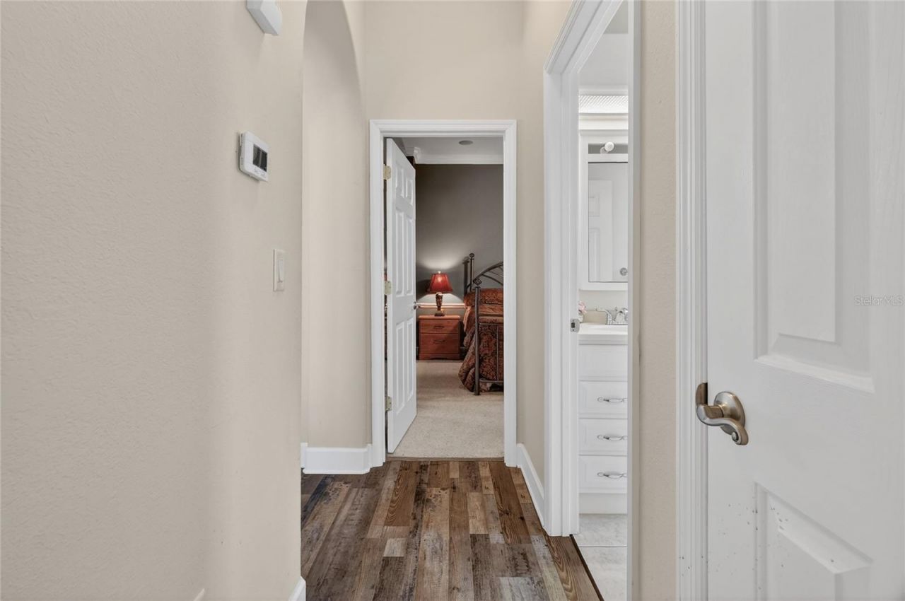 1028 S Lake Mariam Drive , Winter Haven, FL 33884 Photo