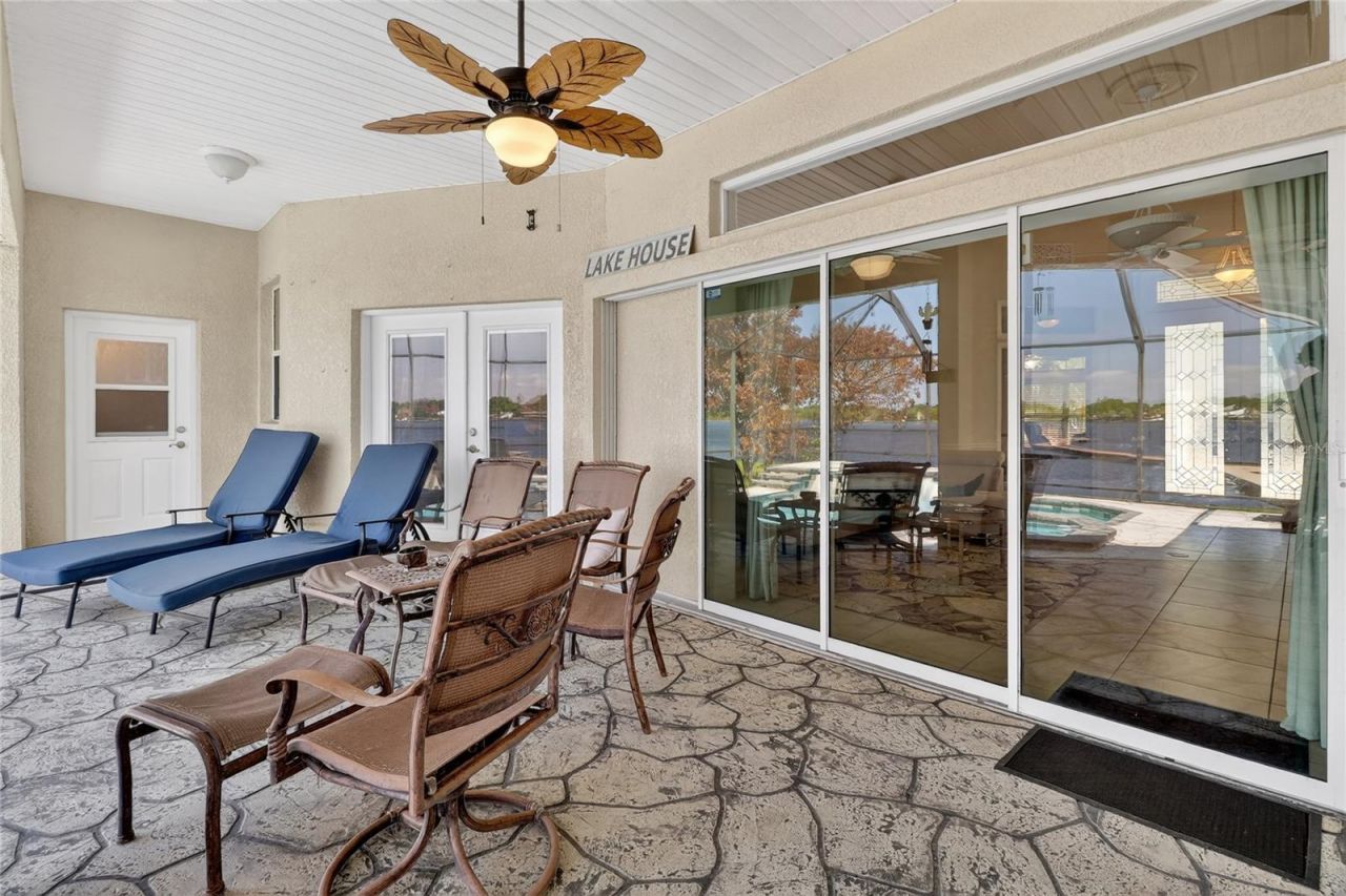 1028 S Lake Mariam Drive, Winter Haven, FL 33884 Photo