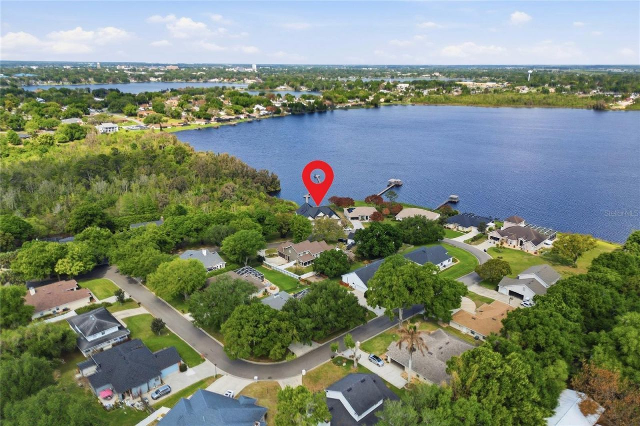 1028 S Lake Mariam Drive, Winter Haven, FL 33884 Photo