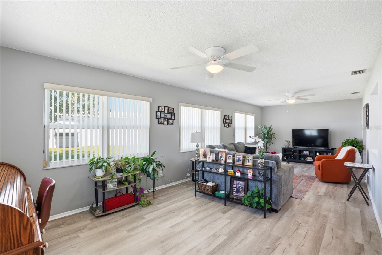 3469 100th Avenue N, Unit 4, Pinellas Park, FL 33782 Photo