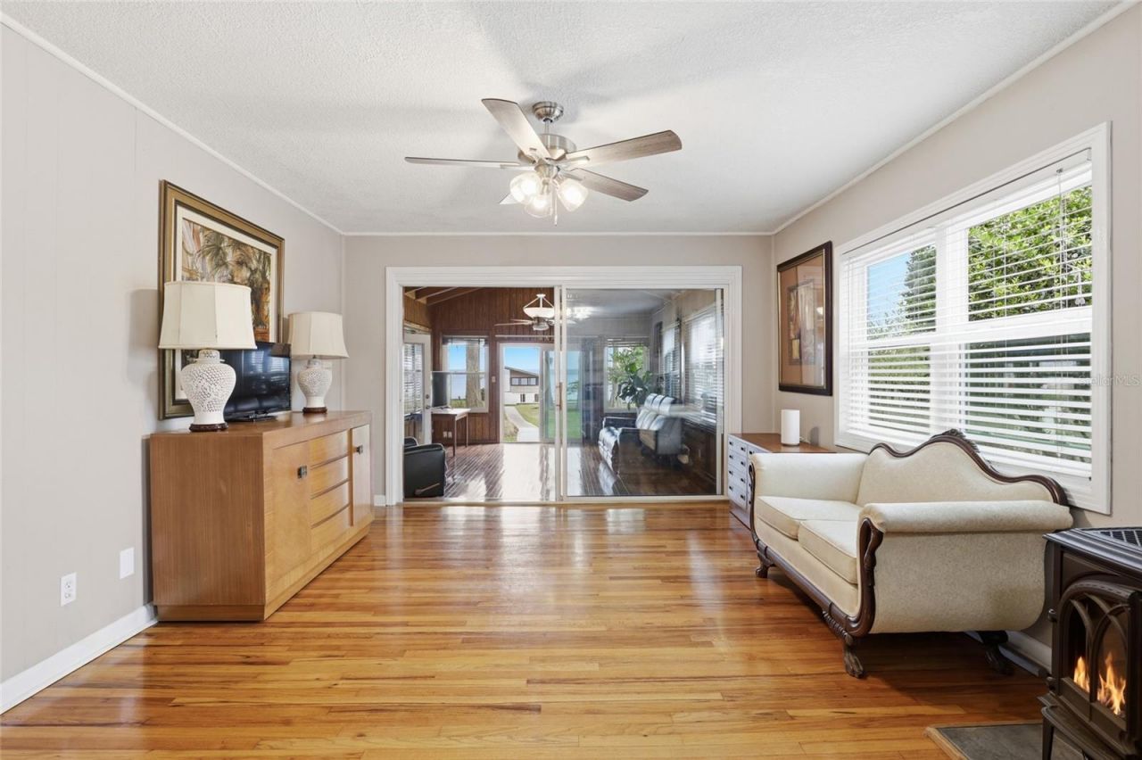 8096 SW County Road 18 , Hampton, FL 32044 Photo