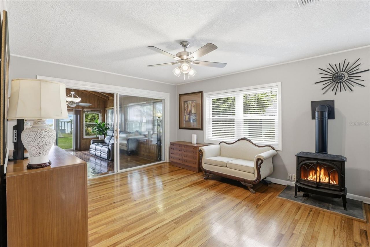 8096 SW County Road 18 , Hampton, FL 32044 Photo