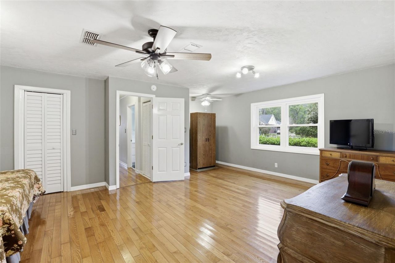 8096 SW County Road 18 , Hampton, FL 32044 Photo