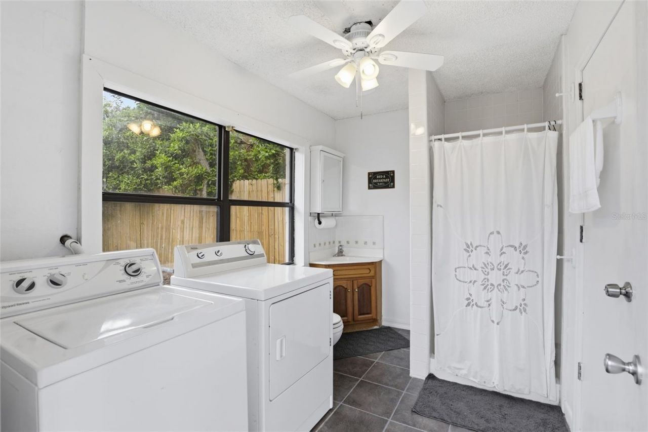 8096 SW County Road 18 , Hampton, FL 32044 Photo