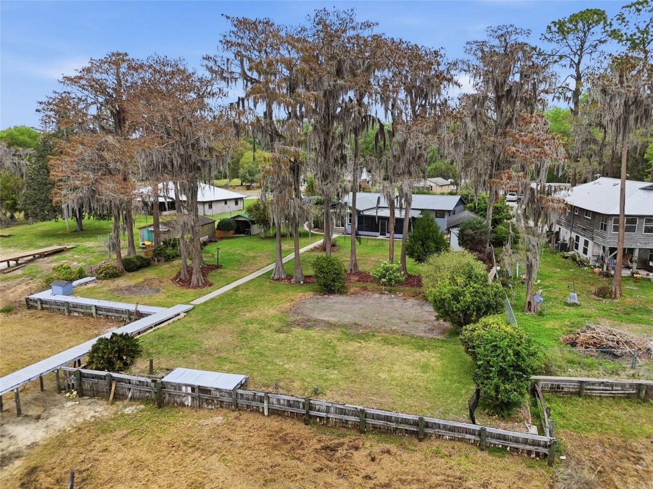 8096 SW County Road 18 , Hampton, FL 32044 Photo