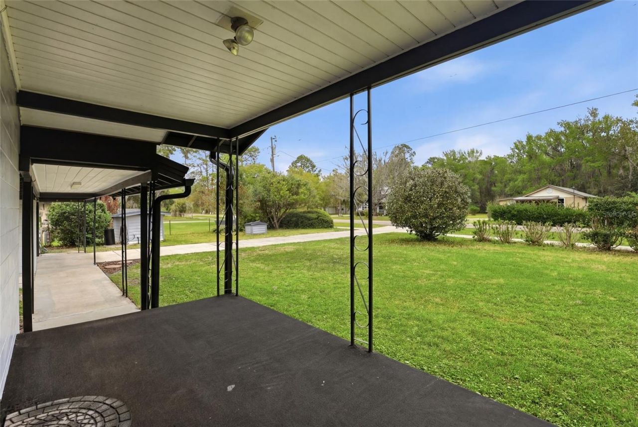 8096 SW County Road 18 , Hampton, FL 32044 Photo