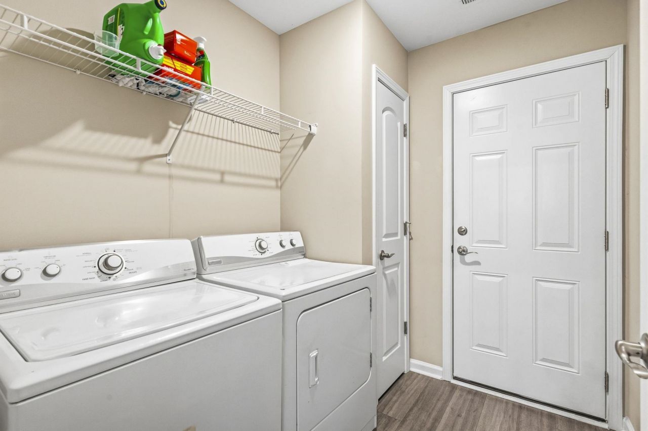 5044 Huckleberry Ln. Photo 25