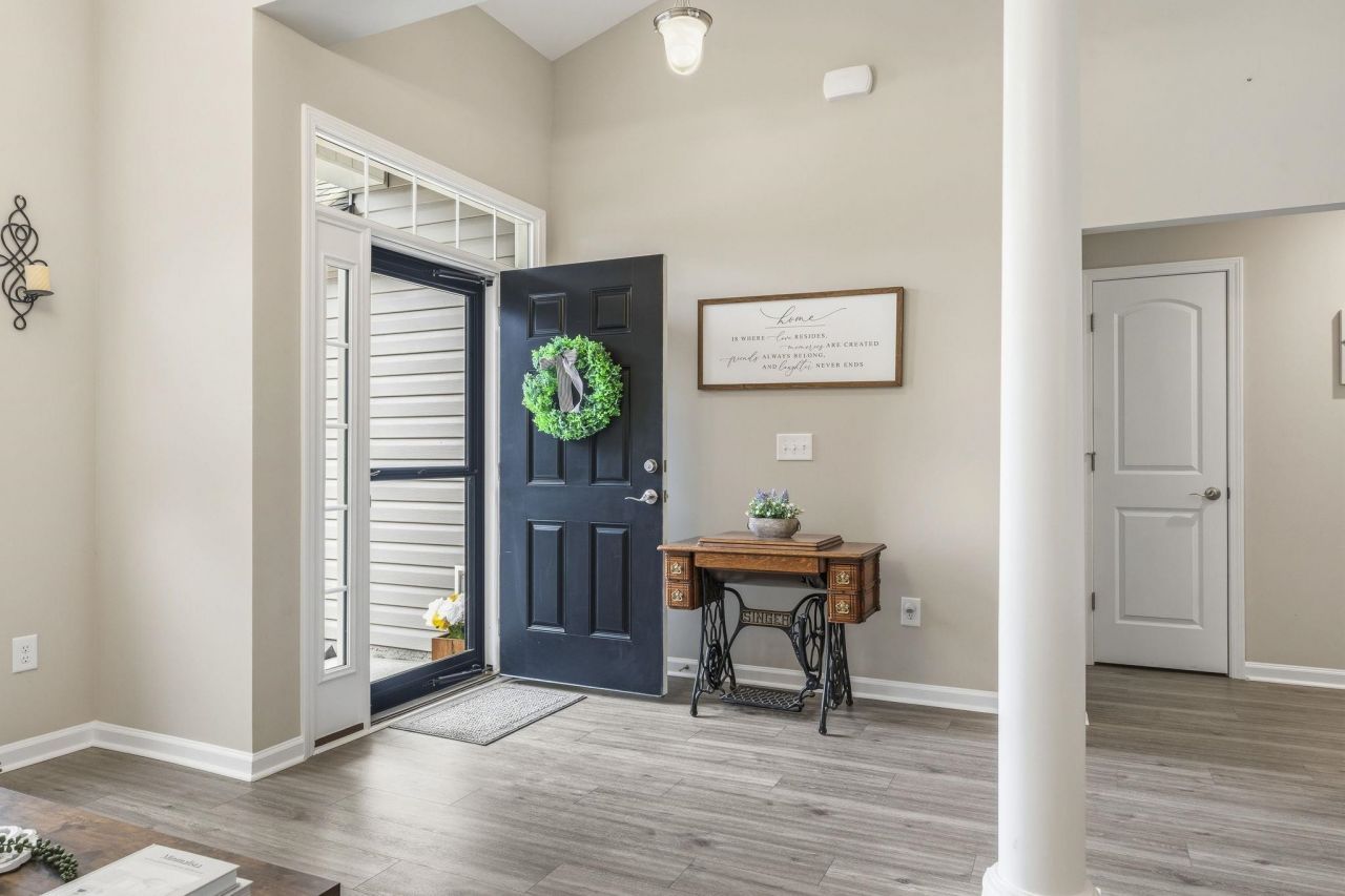 5044 Huckleberry Ln. Photo 7