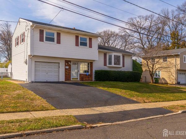 4 Estok Road, Edison, NJ 08817
