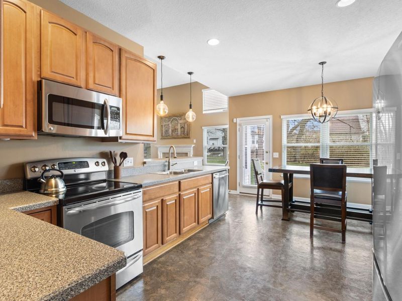 5016 Shoreside Drive, Grove City, OH 43123 Photo 15