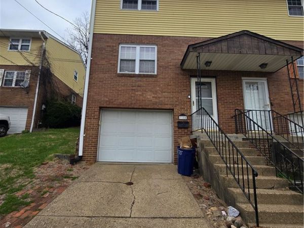 3184 Ladoga Street , Pittsburgh, PA 15204
