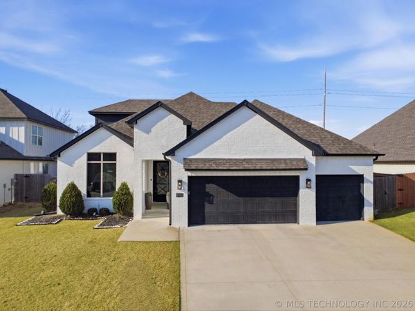 4002 W Tuscon Place , Broken Arrow, OK 74011