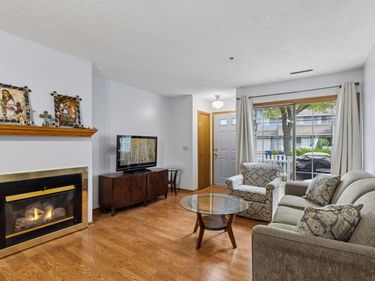 2600 Lockwood Drive, Mendota Heights, MN 55120