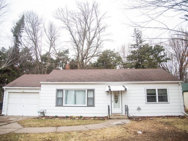 475 W 1st Street, Rush City, MN 55069