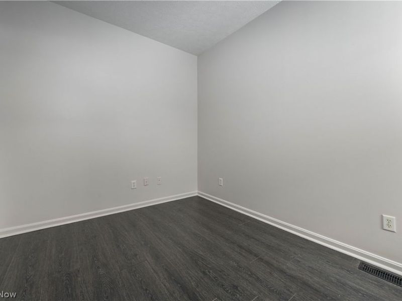 33136 Fairport Drive, Avon Lake, OH 44012 Photo 11