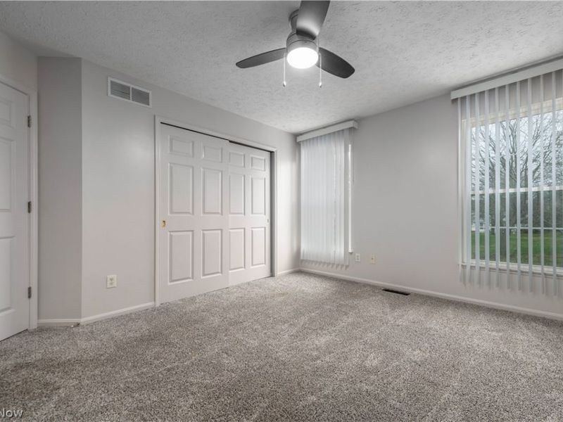 33136 Fairport Drive, Avon Lake, OH 44012 Photo 22