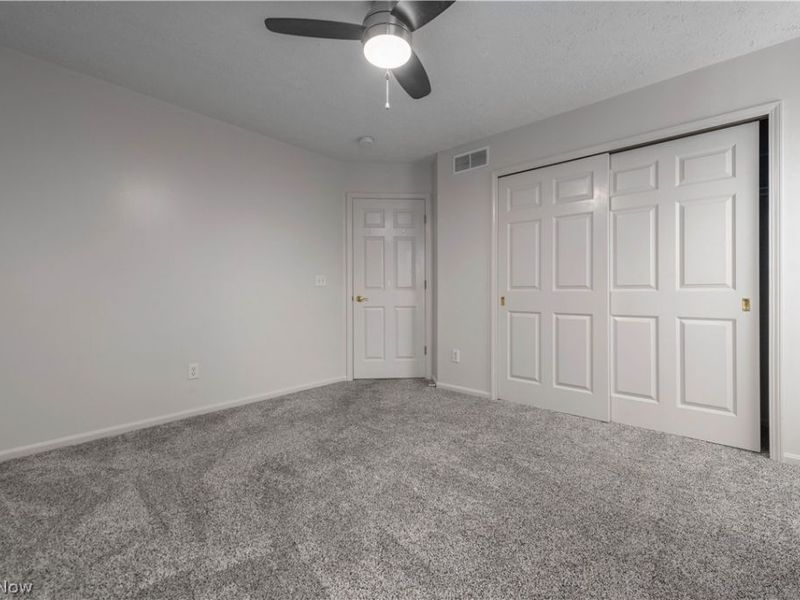 33136 Fairport Drive, Avon Lake, OH 44012 Photo 24