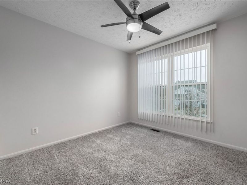 33136 Fairport Drive, Avon Lake, OH 44012 Photo 32