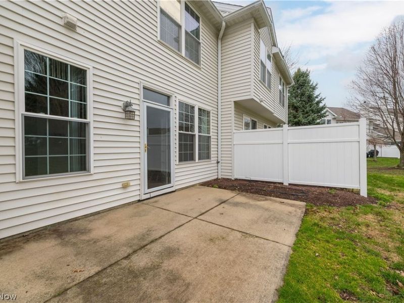 33136 Fairport Drive, Avon Lake, OH 44012 Photo 41