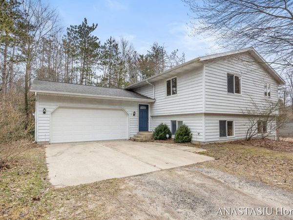 15882 Taylor Street, West Olive, MI 49460