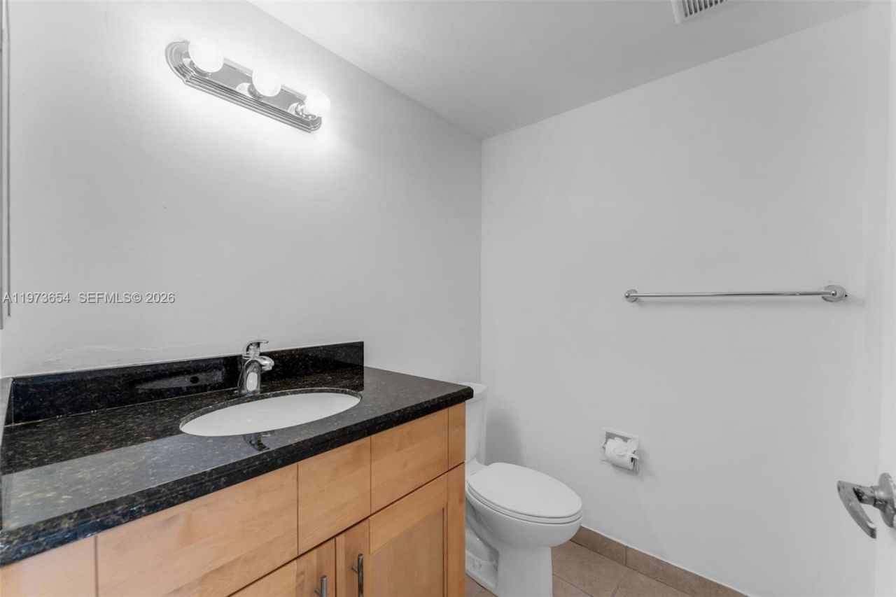 9735 Fontainebleau Blvd, Unit G103, Miami, FL 33172 Photo