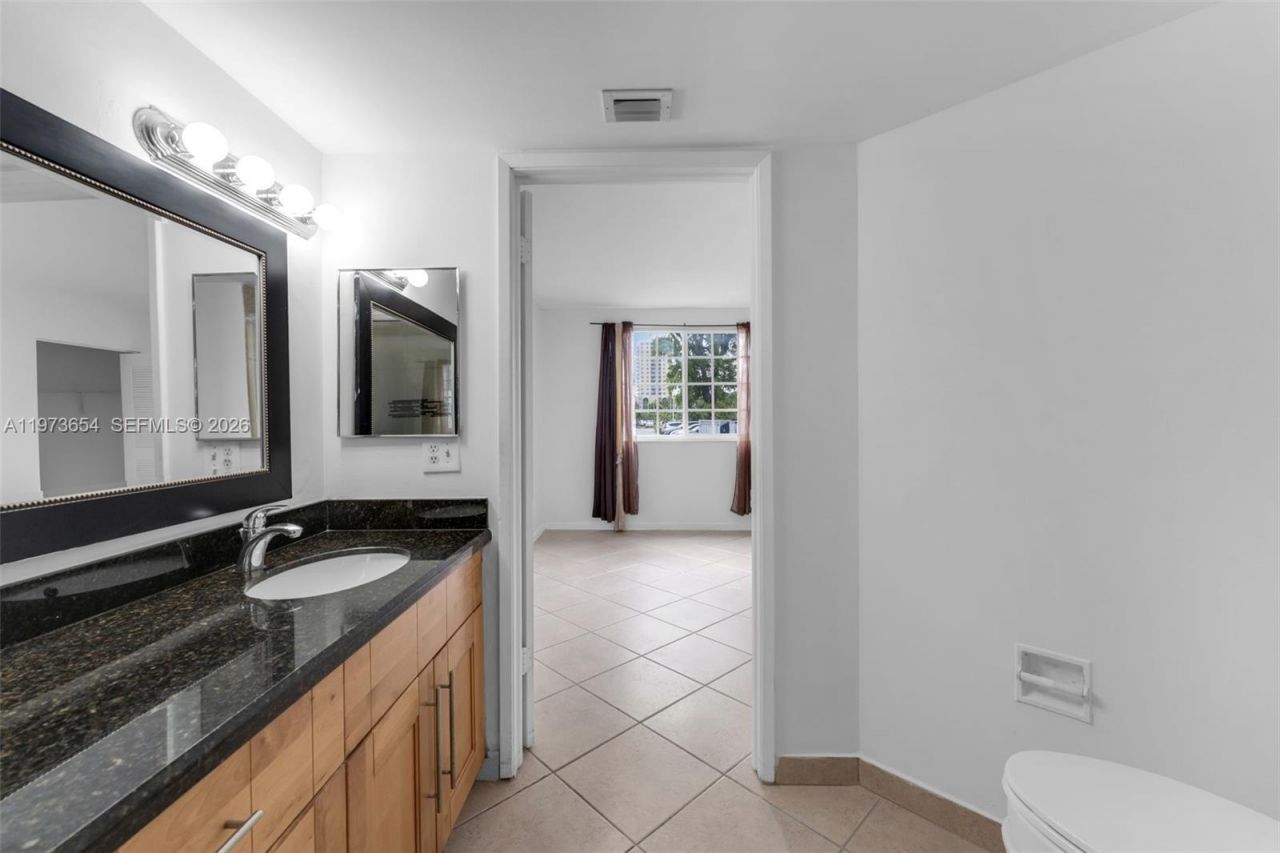 9735 Fontainebleau Blvd, Unit G103, Miami, FL 33172 Photo