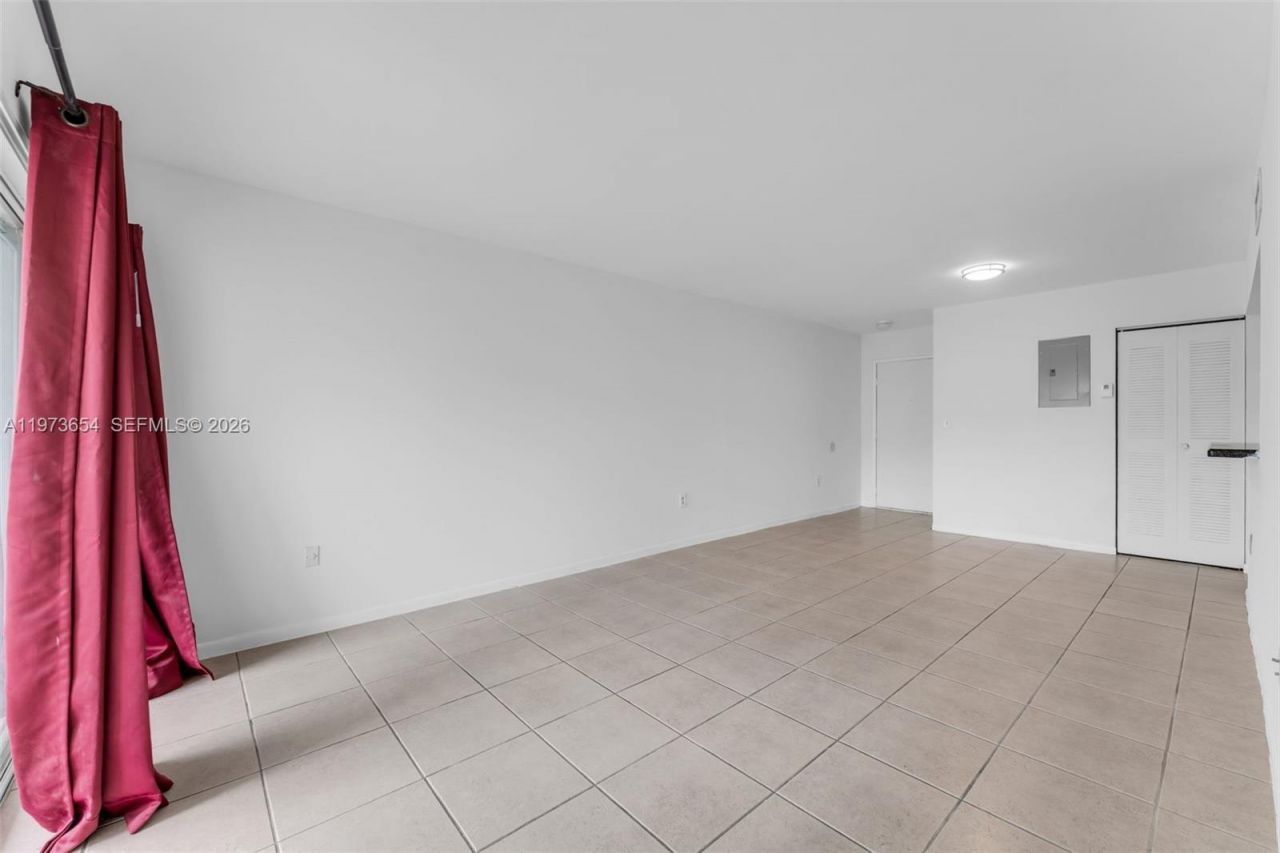 9735 Fontainebleau Blvd, Unit G103, Miami, FL 33172 Photo