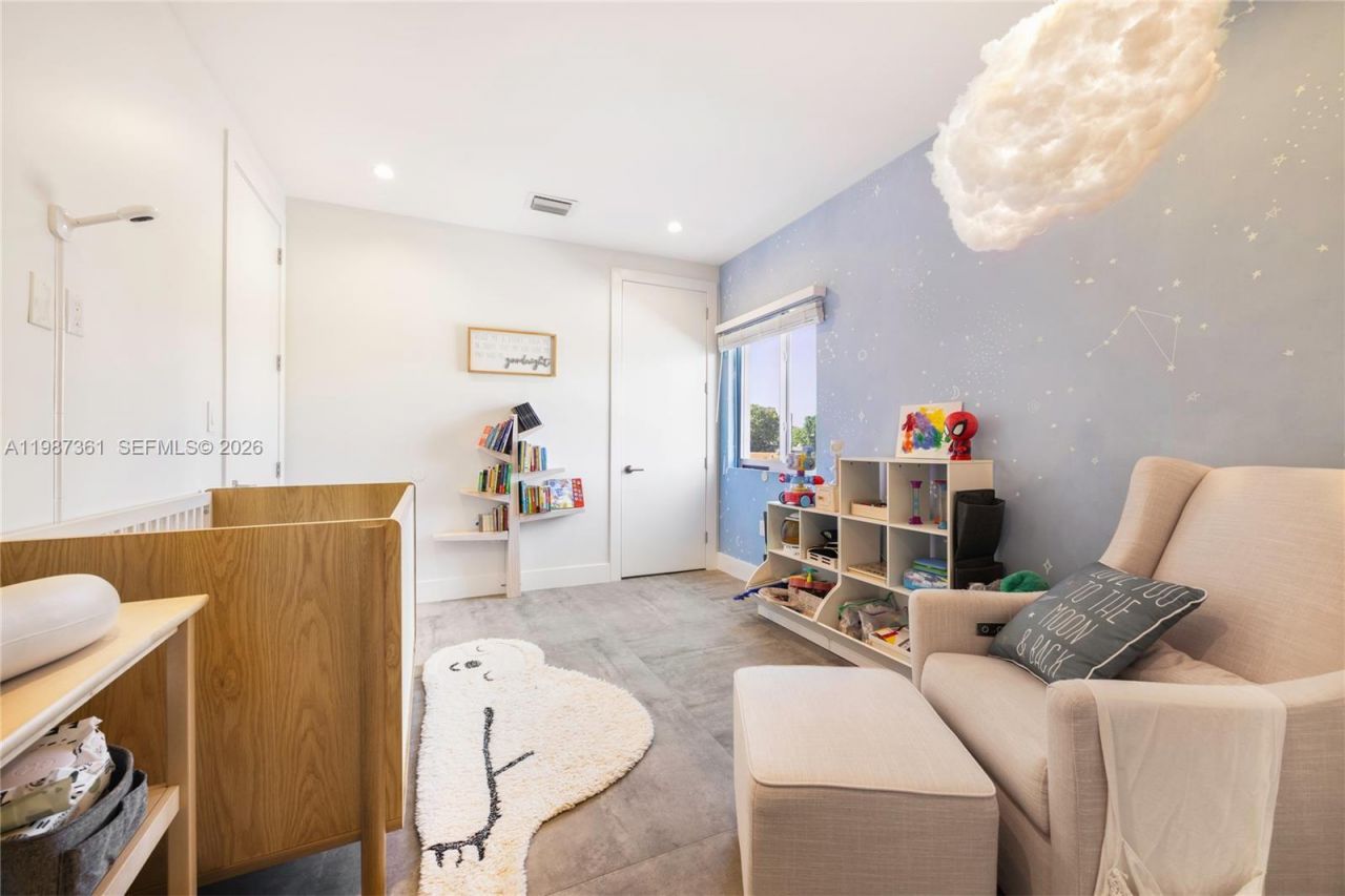 3655 SW 25th St , Unit 3655, Miami, FL 33133 Photo