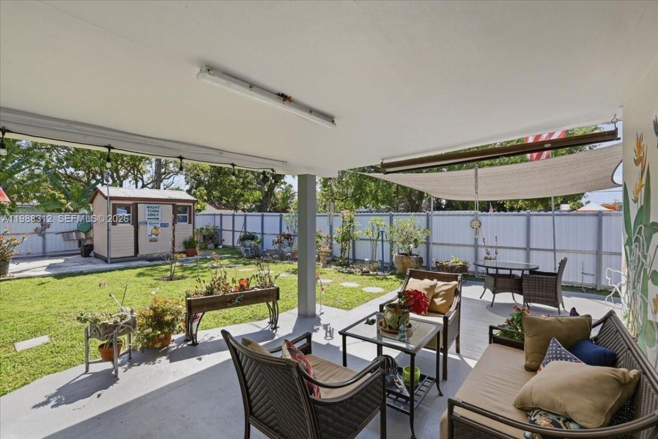 3140 NW 97th St , Miami, FL 33147 Photo