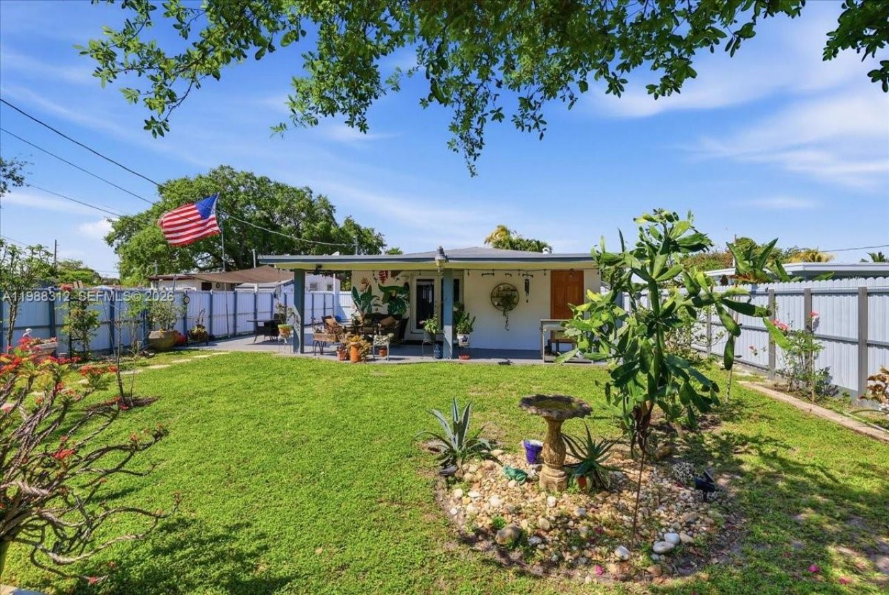 3140 NW 97th St , Miami, FL 33147 Photo