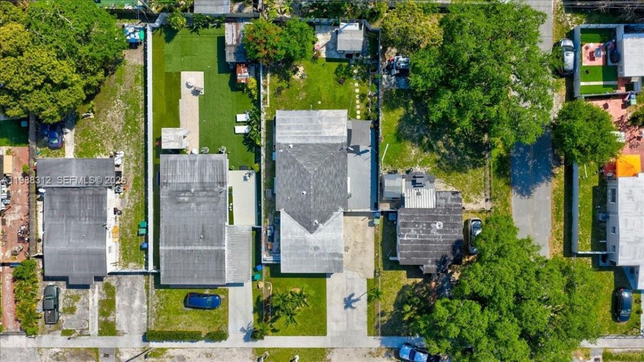 3140 NW 97th St , Miami, FL 33147 Photo