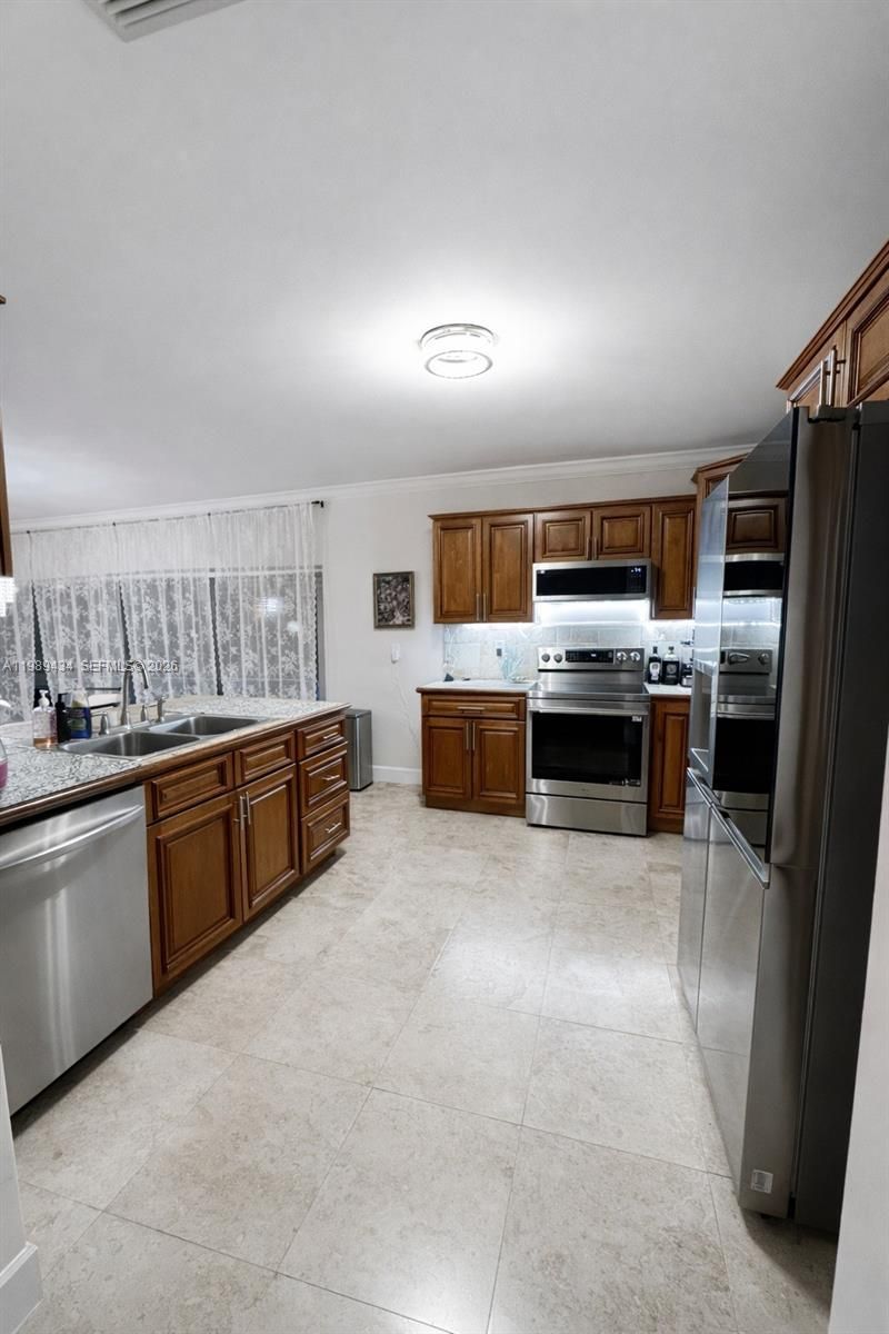 13451 SW 74th Ave , Unit ., Pinecrest, FL 33156 Photo