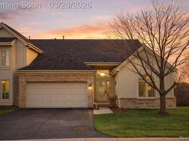 36567 Martel Court, Farmington, MI 48335