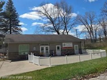 3107 Hayes Street , Leoni Twp, MI 49203