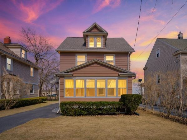 142 Hillside Avenue , Rochester, NY 14610