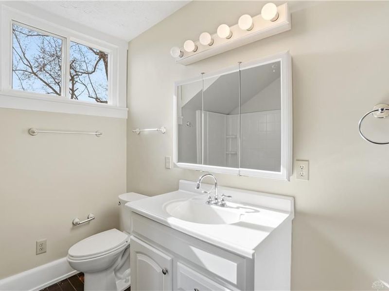 92 N Main Street, Waynesville, OH 45068 Photo 38